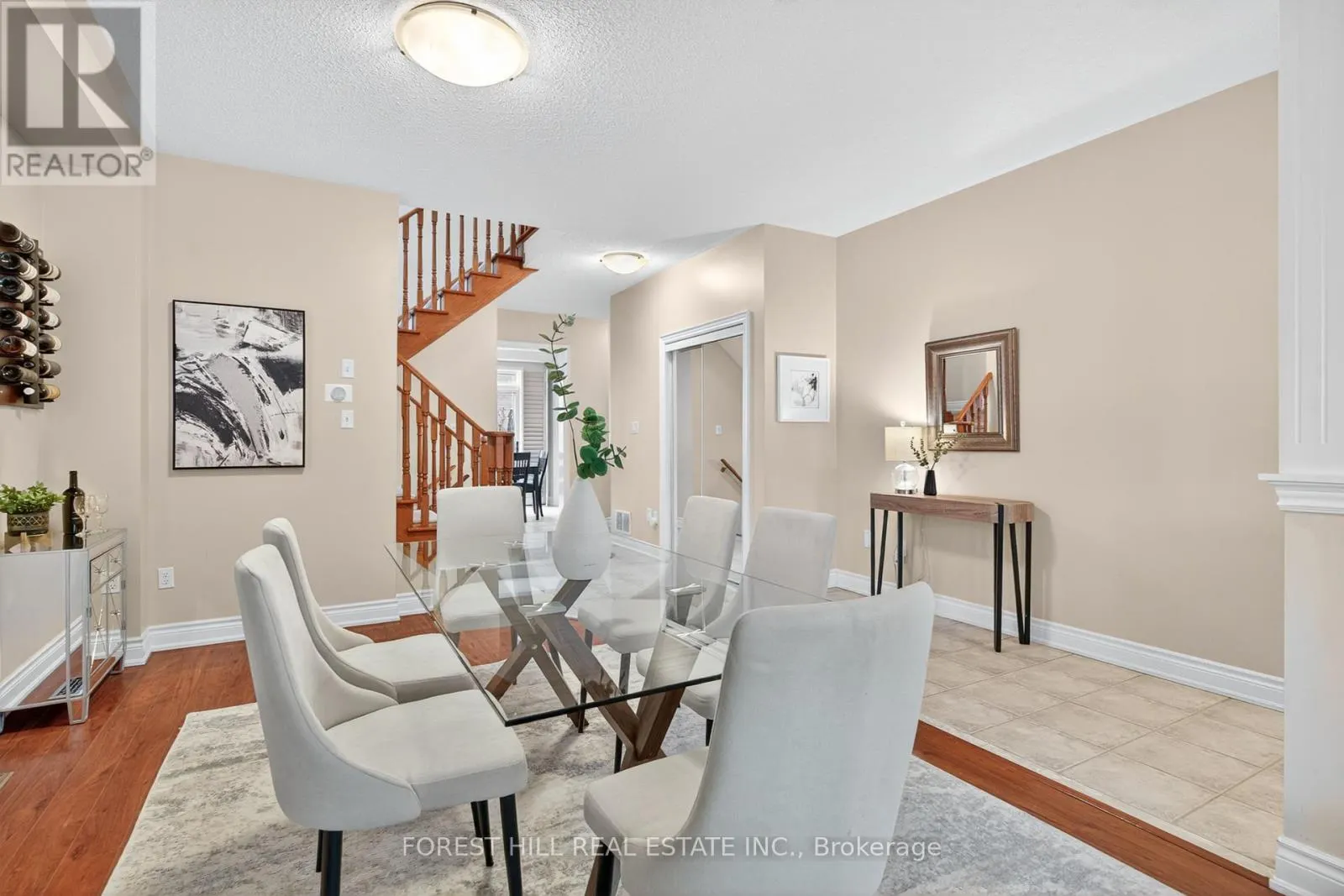 10 MENDEL CRESCENT
