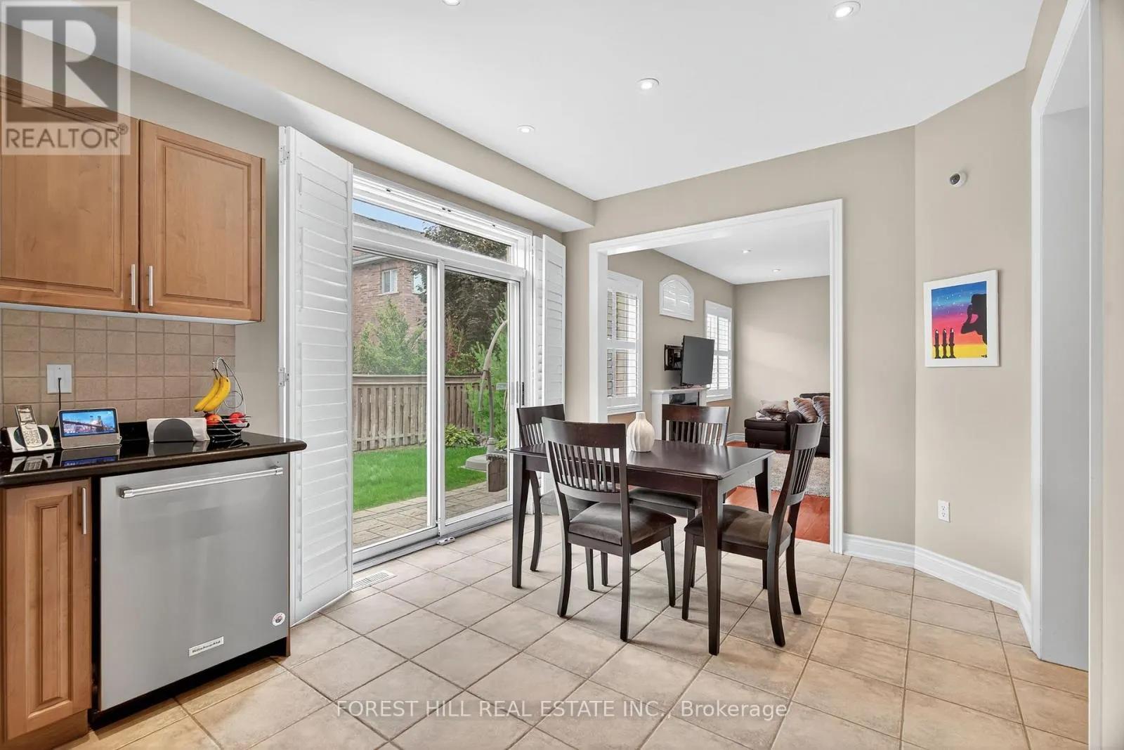 10 MENDEL CRESCENT