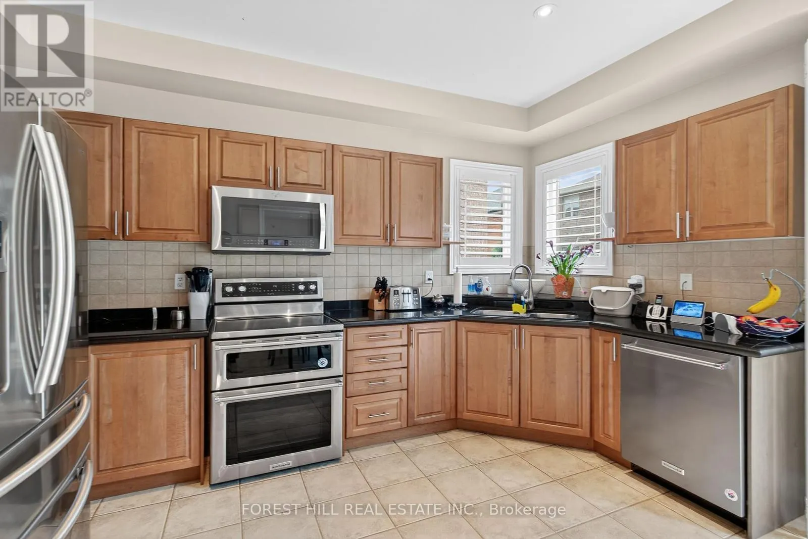 10 MENDEL CRESCENT