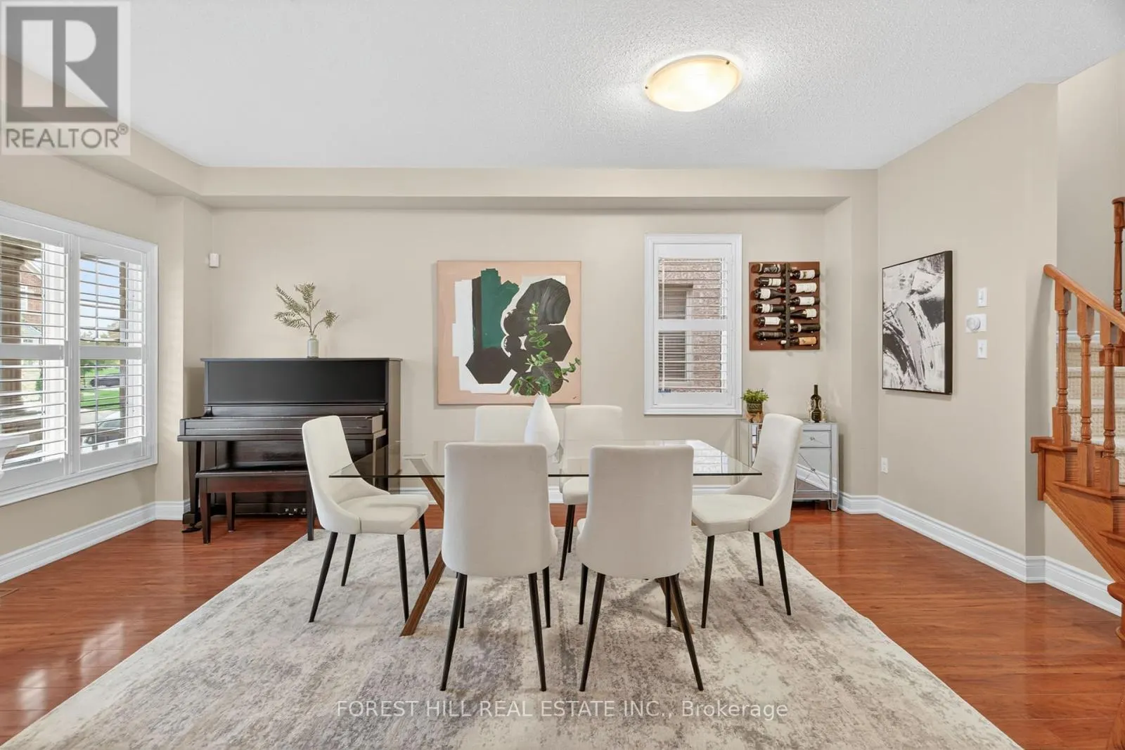 10 MENDEL CRESCENT