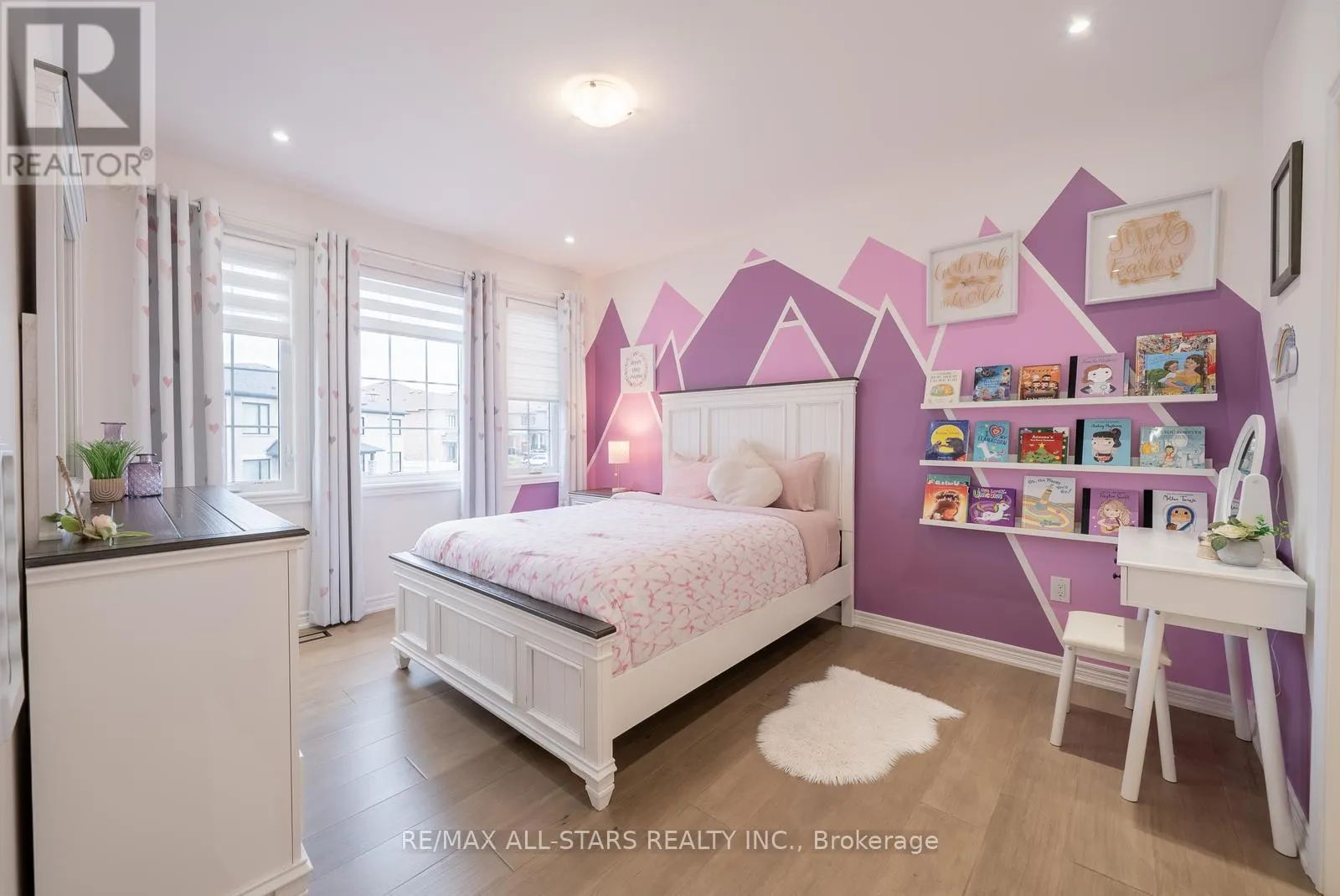 58 BOUNDARY BOULEVARD