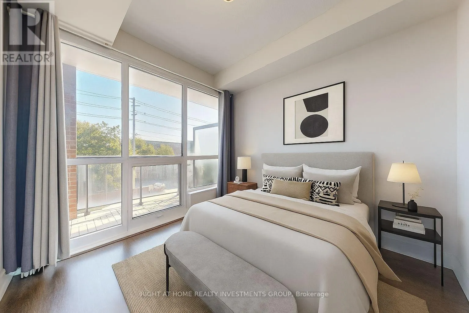 430 - 7608 YONGE STREET