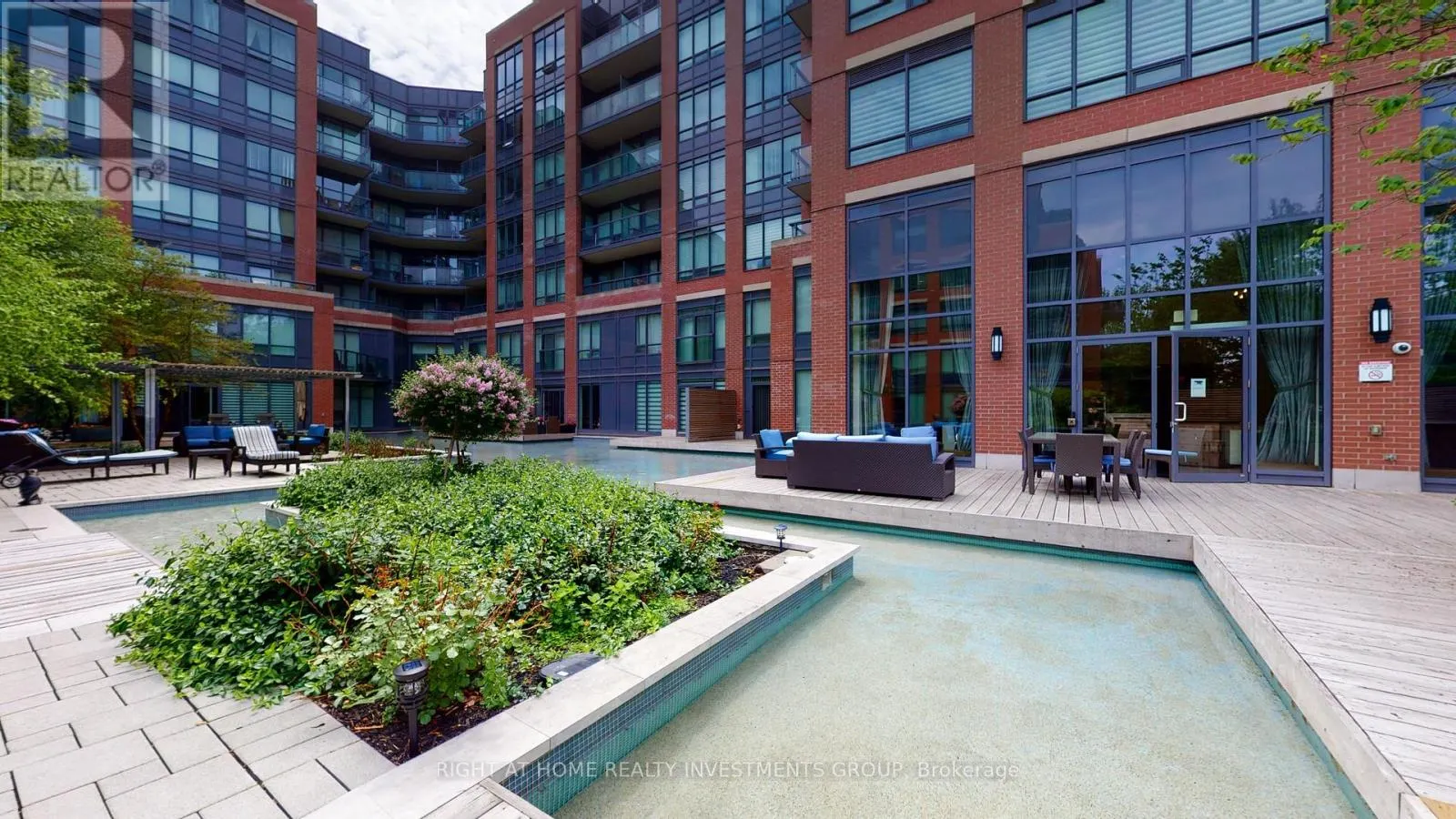 430 - 7608 YONGE STREET