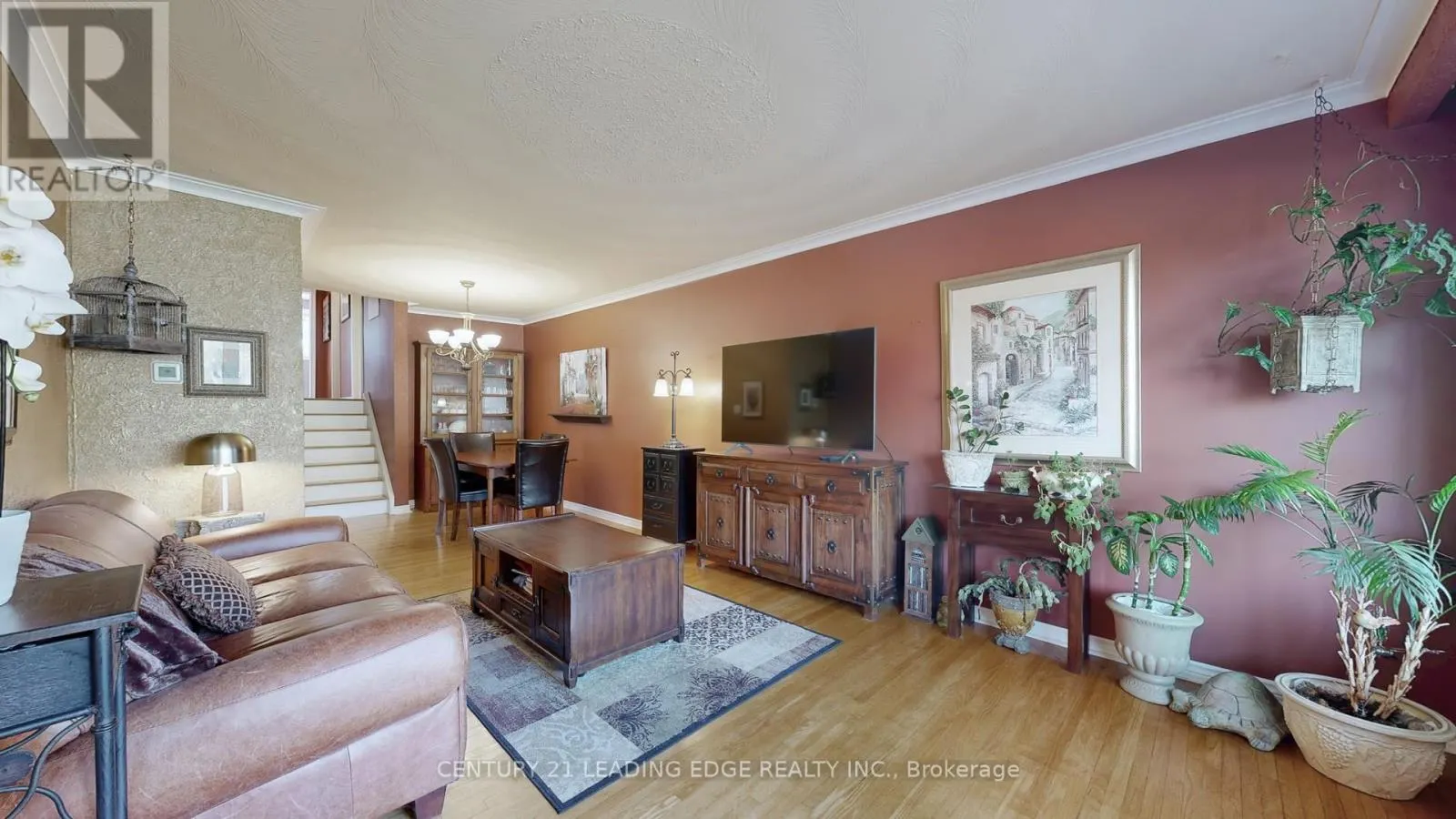 36 SHERWOOD FOREST DRIVE