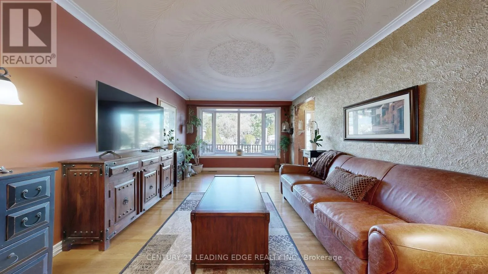 36 SHERWOOD FOREST DRIVE