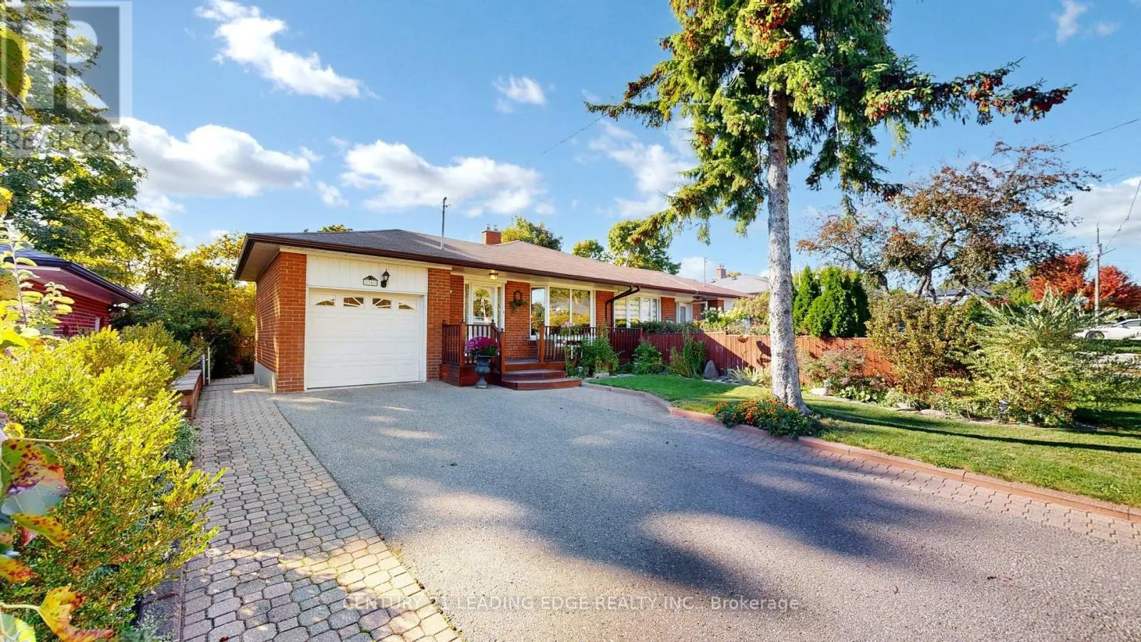 36 SHERWOOD FOREST DRIVE