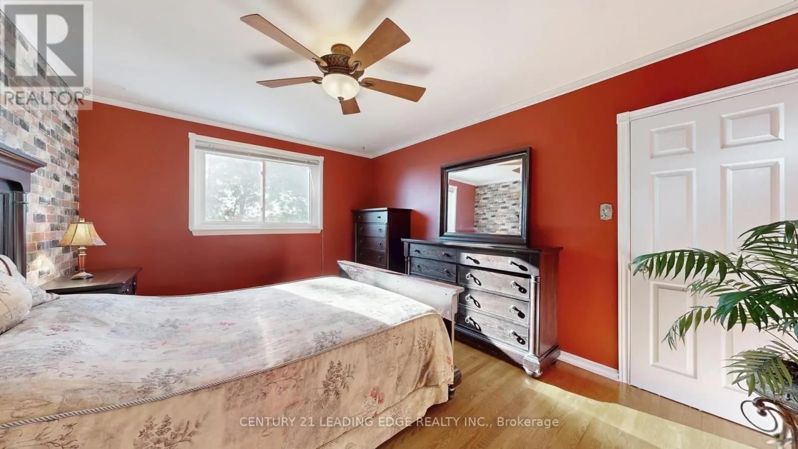 36 SHERWOOD FOREST DRIVE