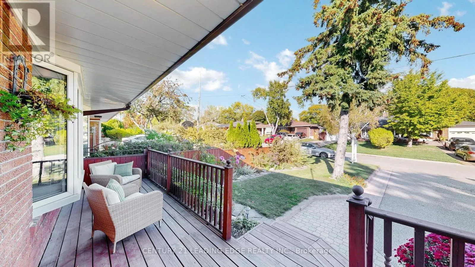 36 SHERWOOD FOREST DRIVE
