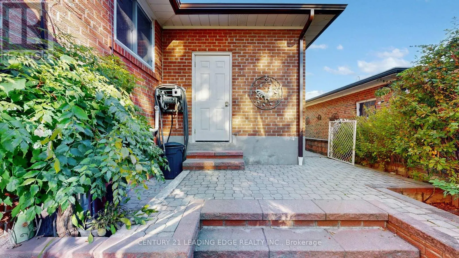 36 SHERWOOD FOREST DRIVE