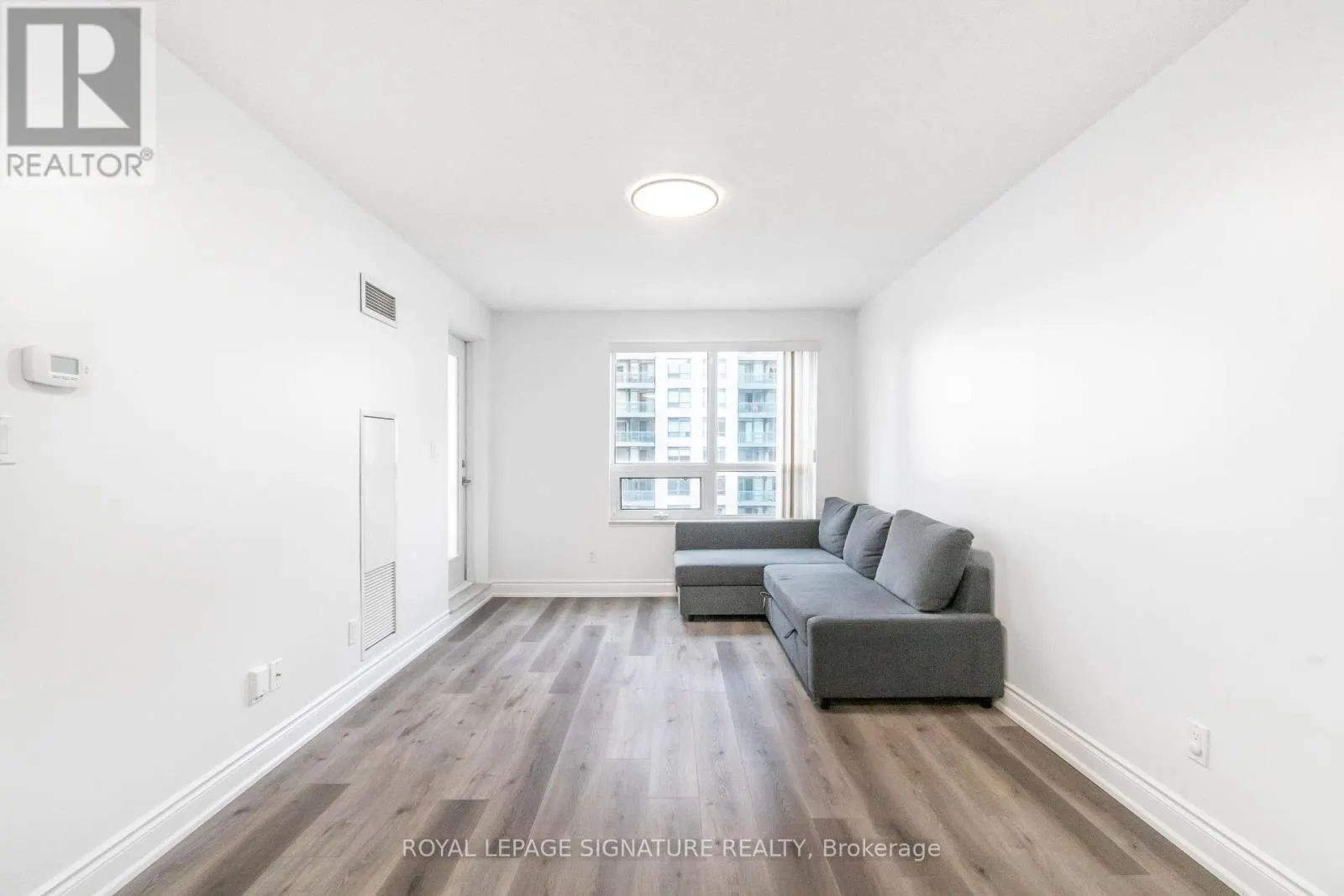 809 - 60 SOUTH TOWN CENTRE BOULEVARD