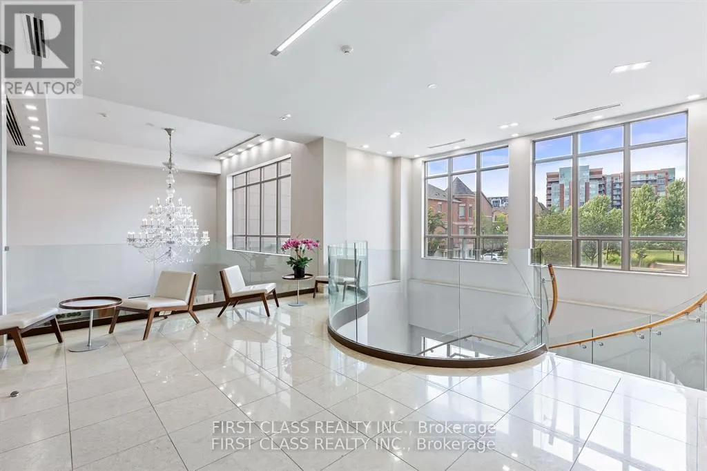 805 - 37 GALLERIA PARKWAY
