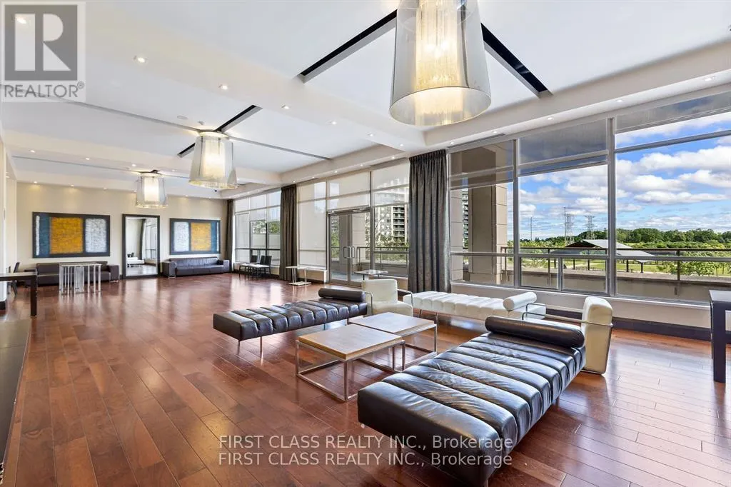 805 - 37 GALLERIA PARKWAY