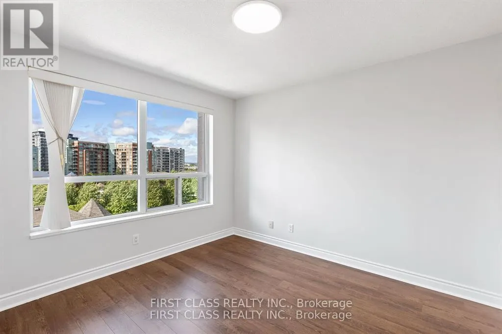 805 - 37 GALLERIA PARKWAY