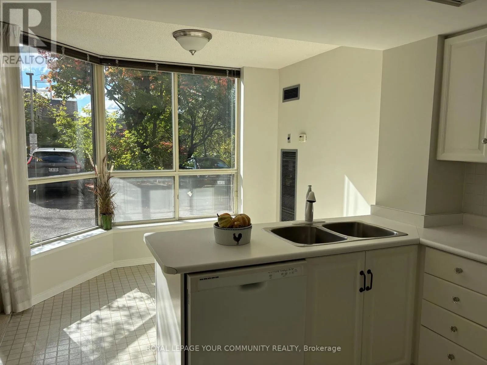 114 - 14924 YONGE STREET