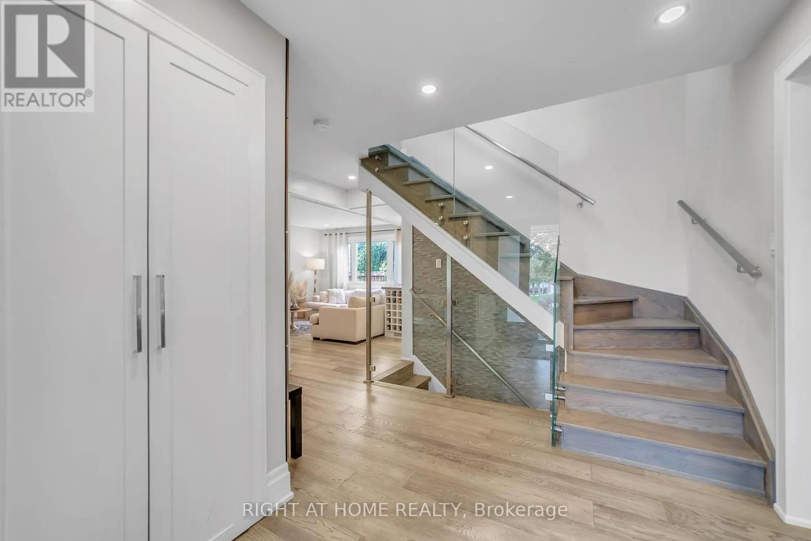 234 HEMLOCK DRIVE