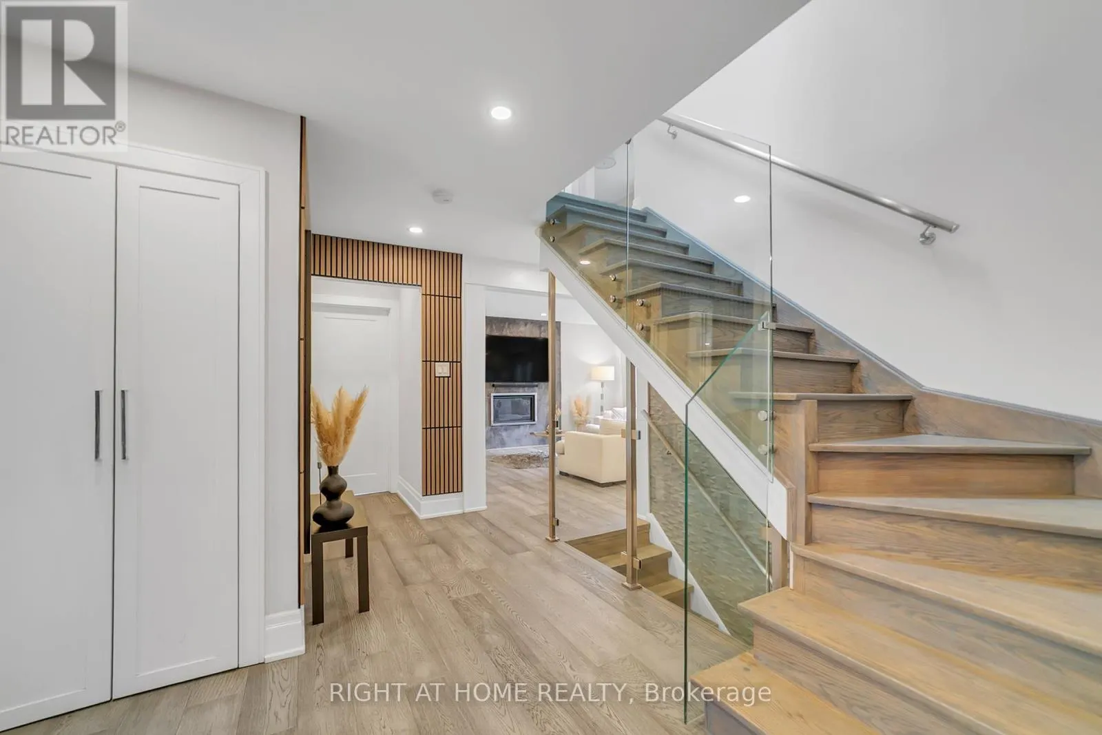 234 HEMLOCK DRIVE