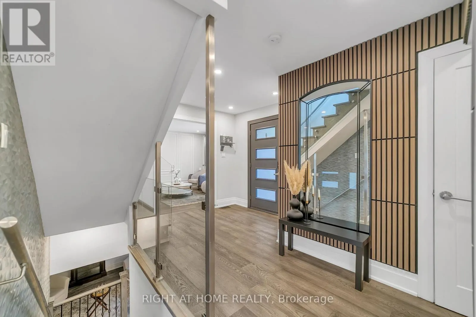 234 HEMLOCK DRIVE