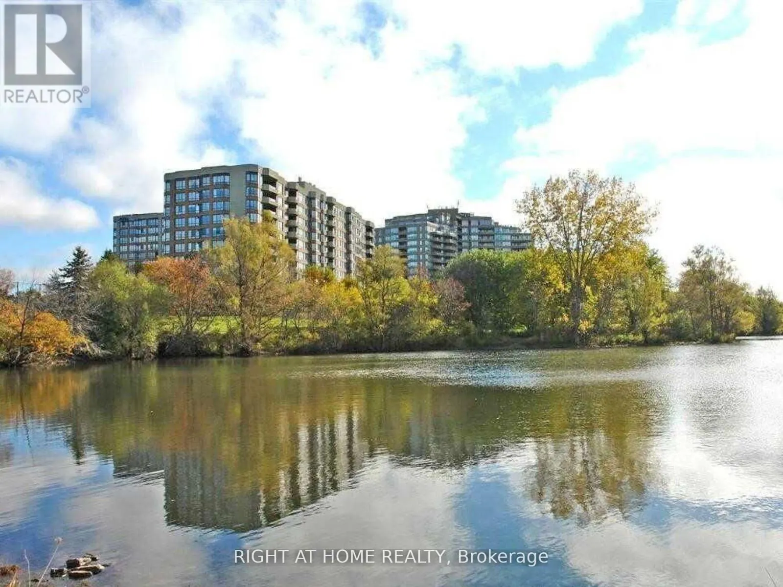 1123 - 25 AUSTIN DRIVE