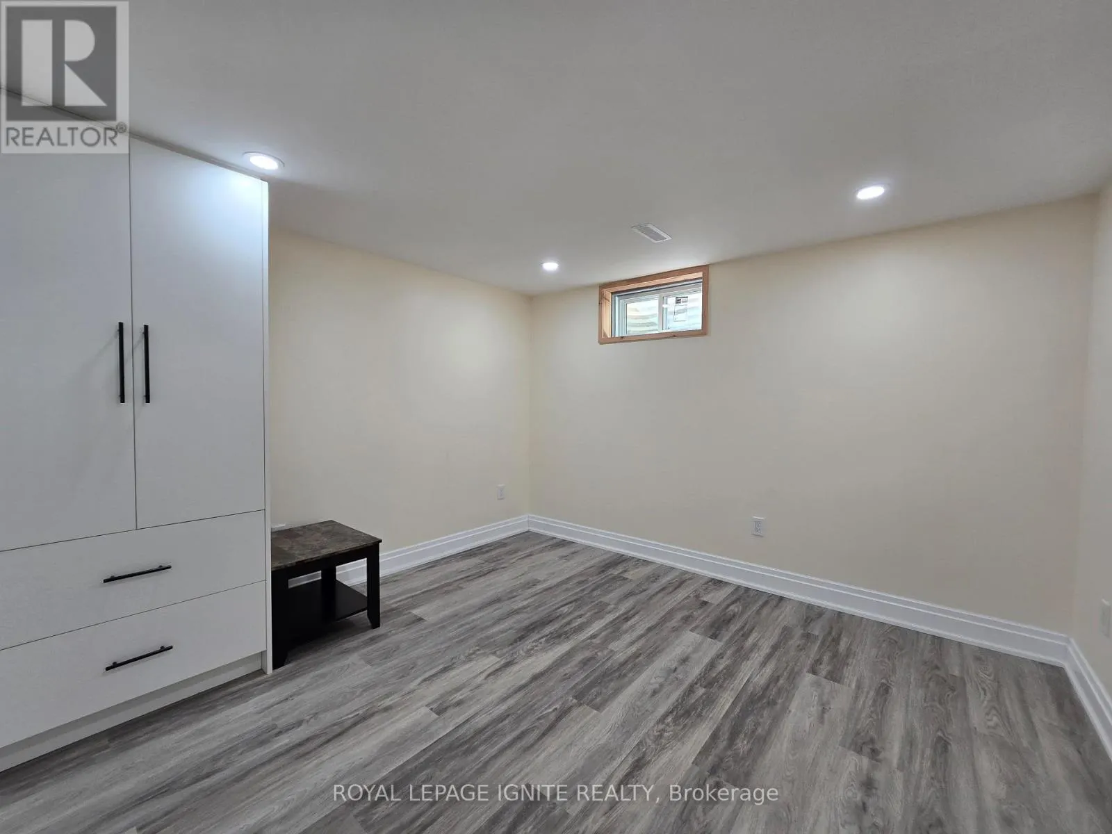 BASEMENT - 764 ELGIN STREET