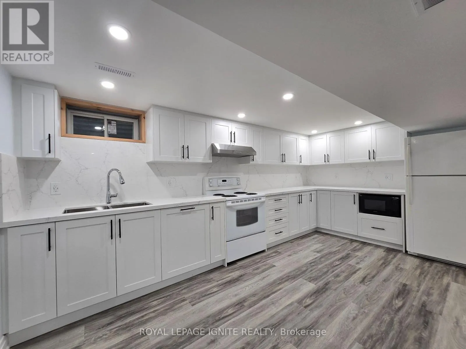 BASEMENT - 764 ELGIN STREET