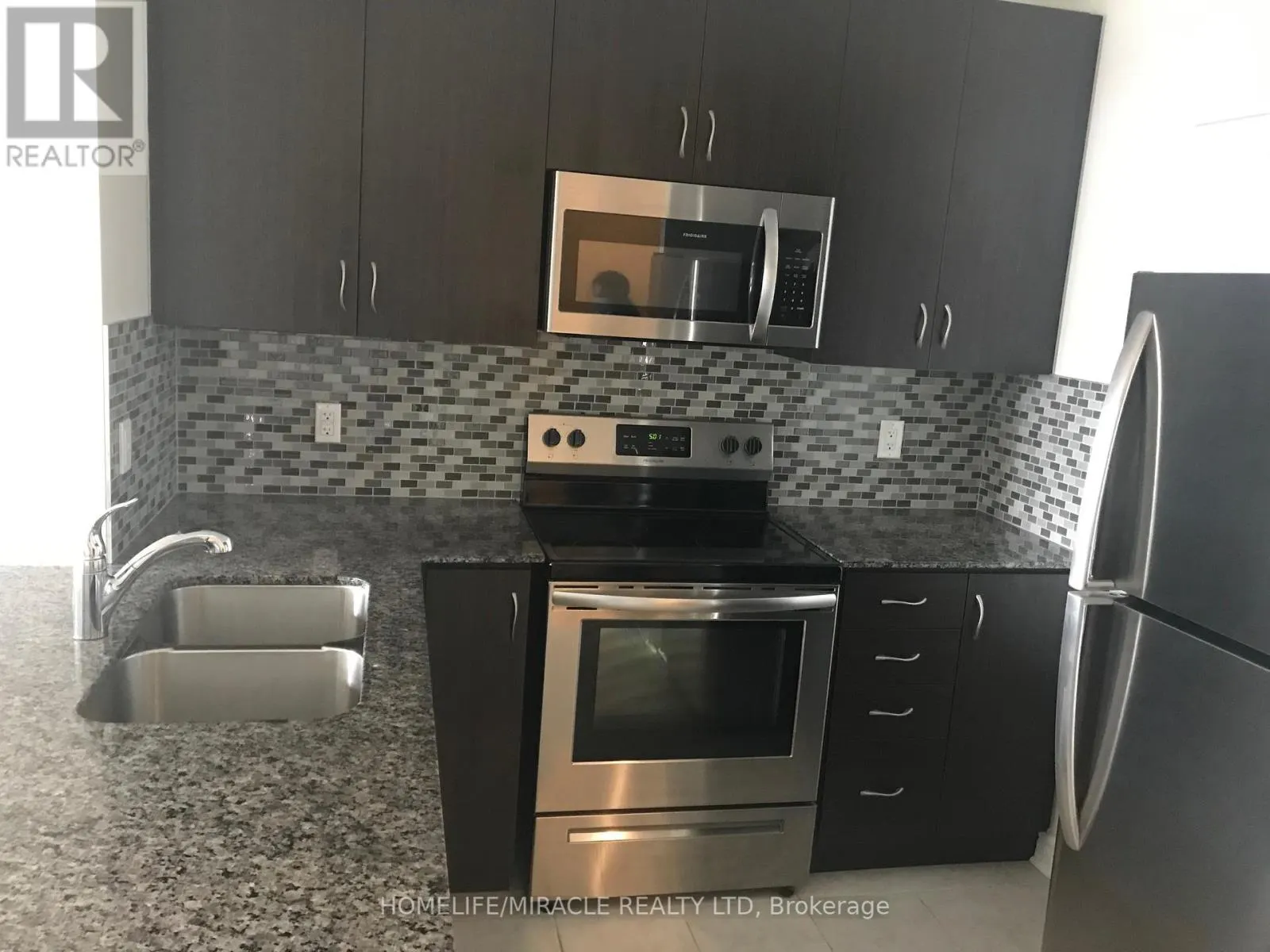 405 - 7325 MARKHAM ROAD