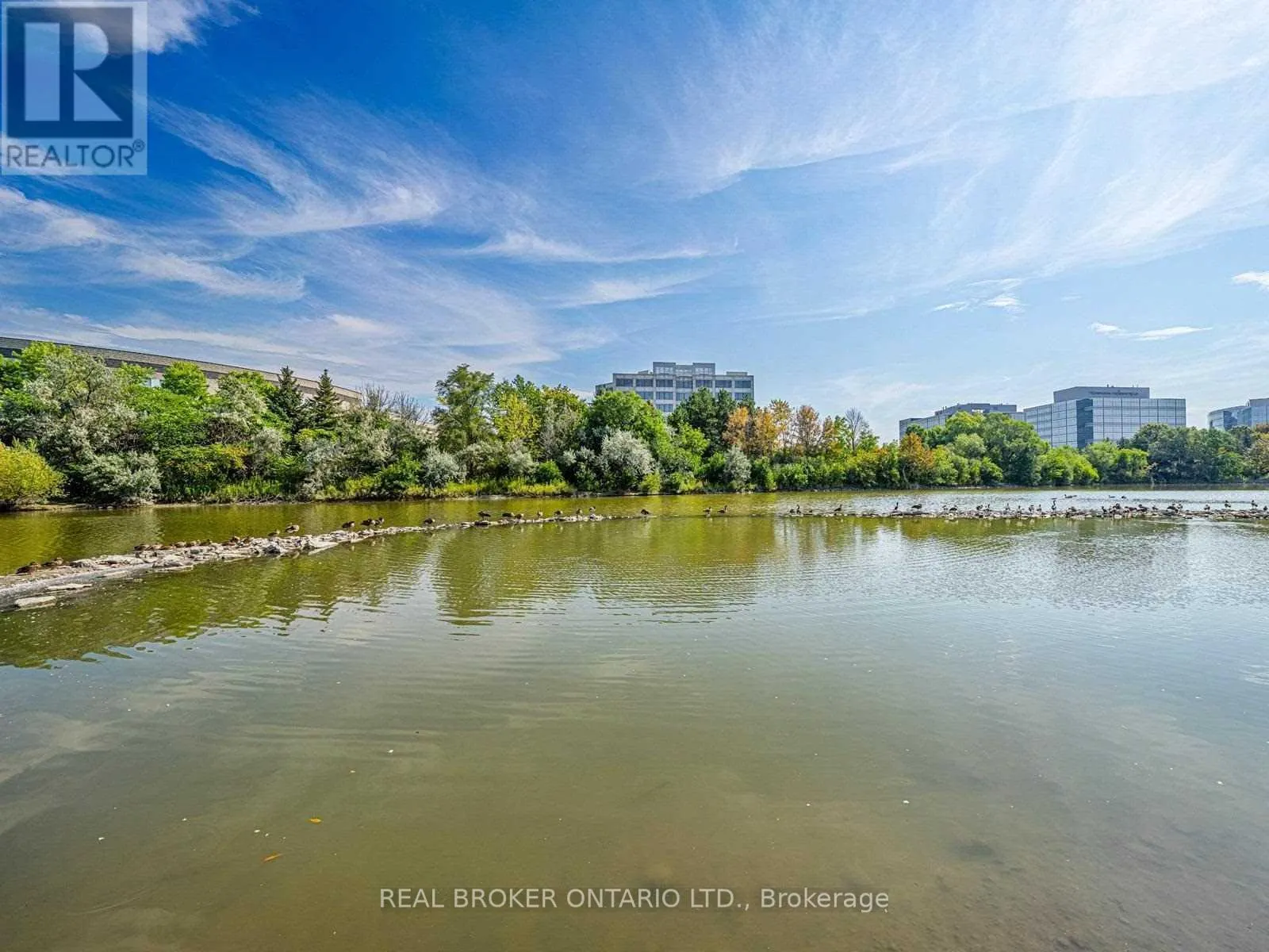 206 - 135 POND DRIVE