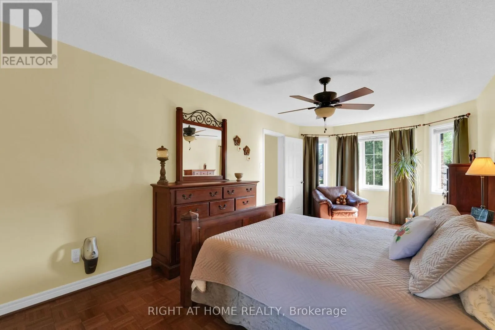 304 RHODES CIRCLE