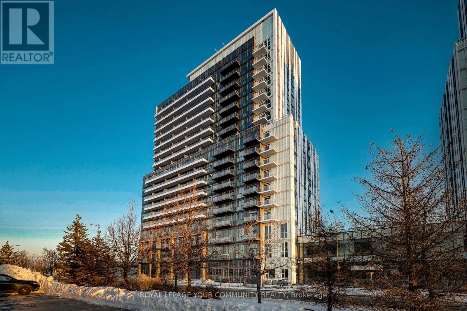 1801 - 38 HONEYCRISP CRESCENT