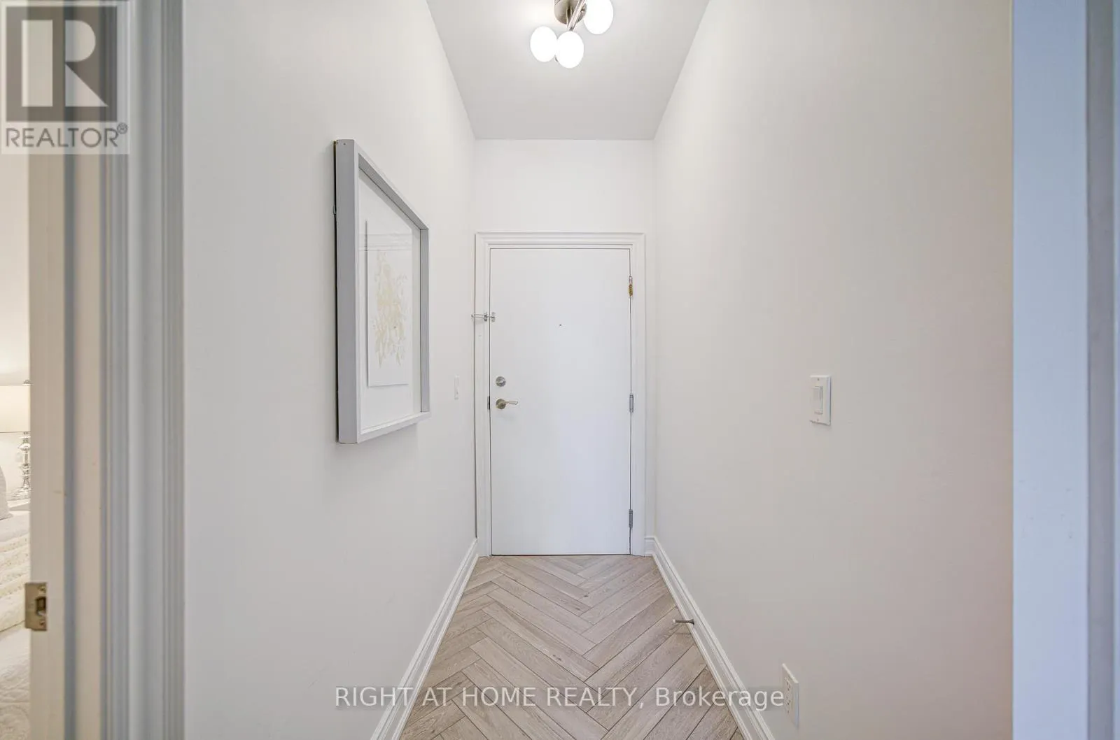 C103 - 38 CEDARLAND DRIVE