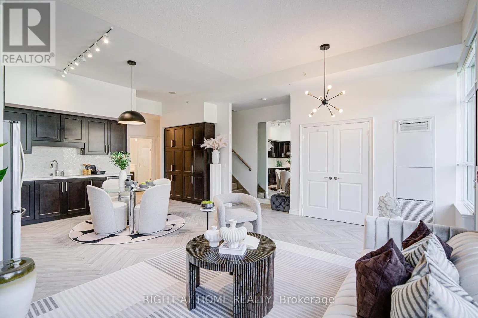 C103 - 38 CEDARLAND DRIVE