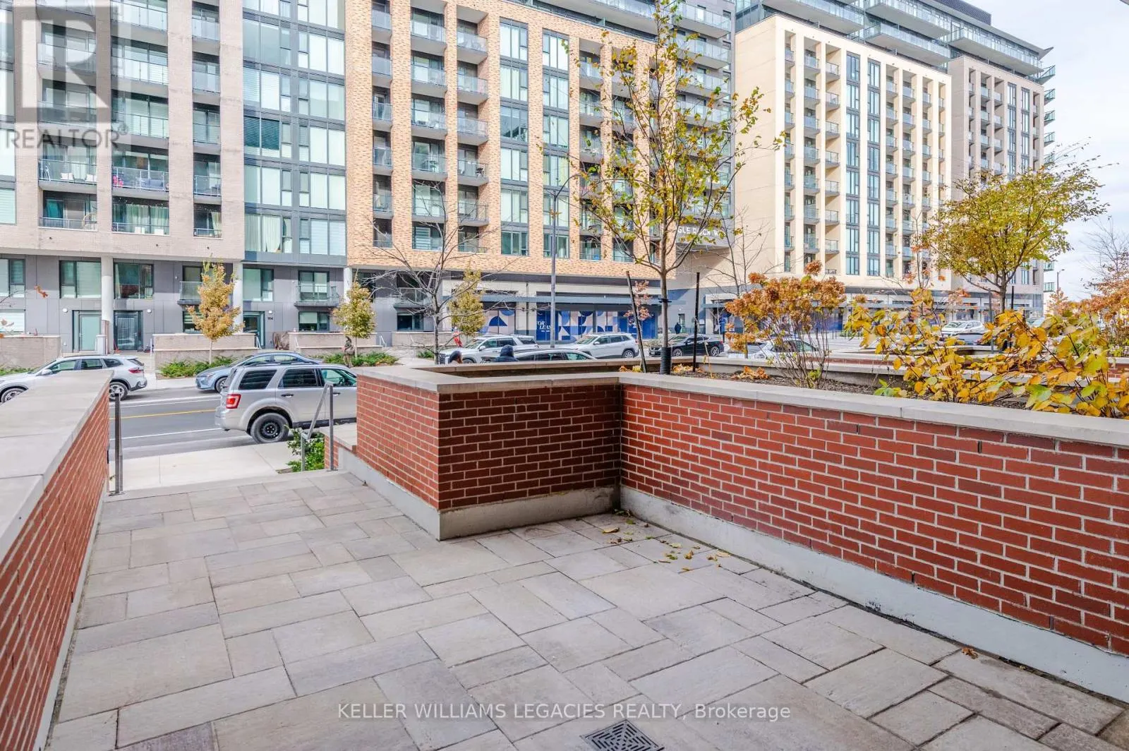 106 - 99 EAGLE ROCK WAY