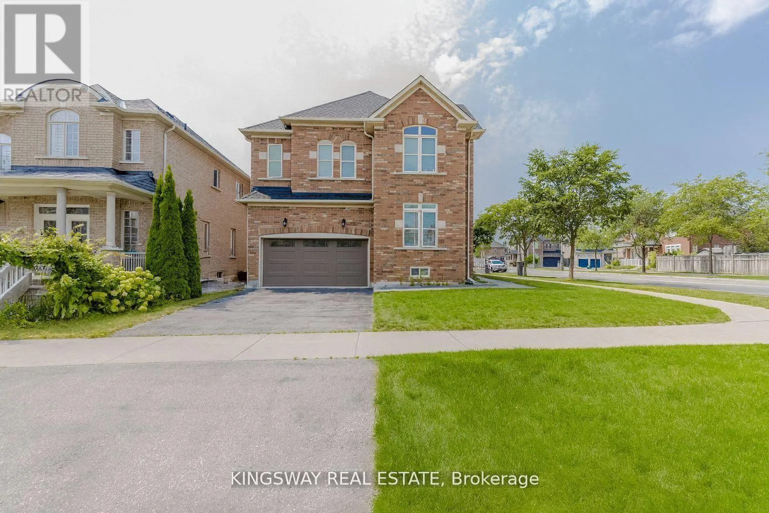 197 KEN LAUSHWAY AVENUE