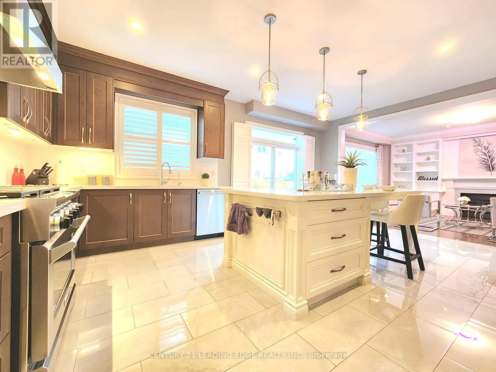 89 GREENSPIRE AVENUE