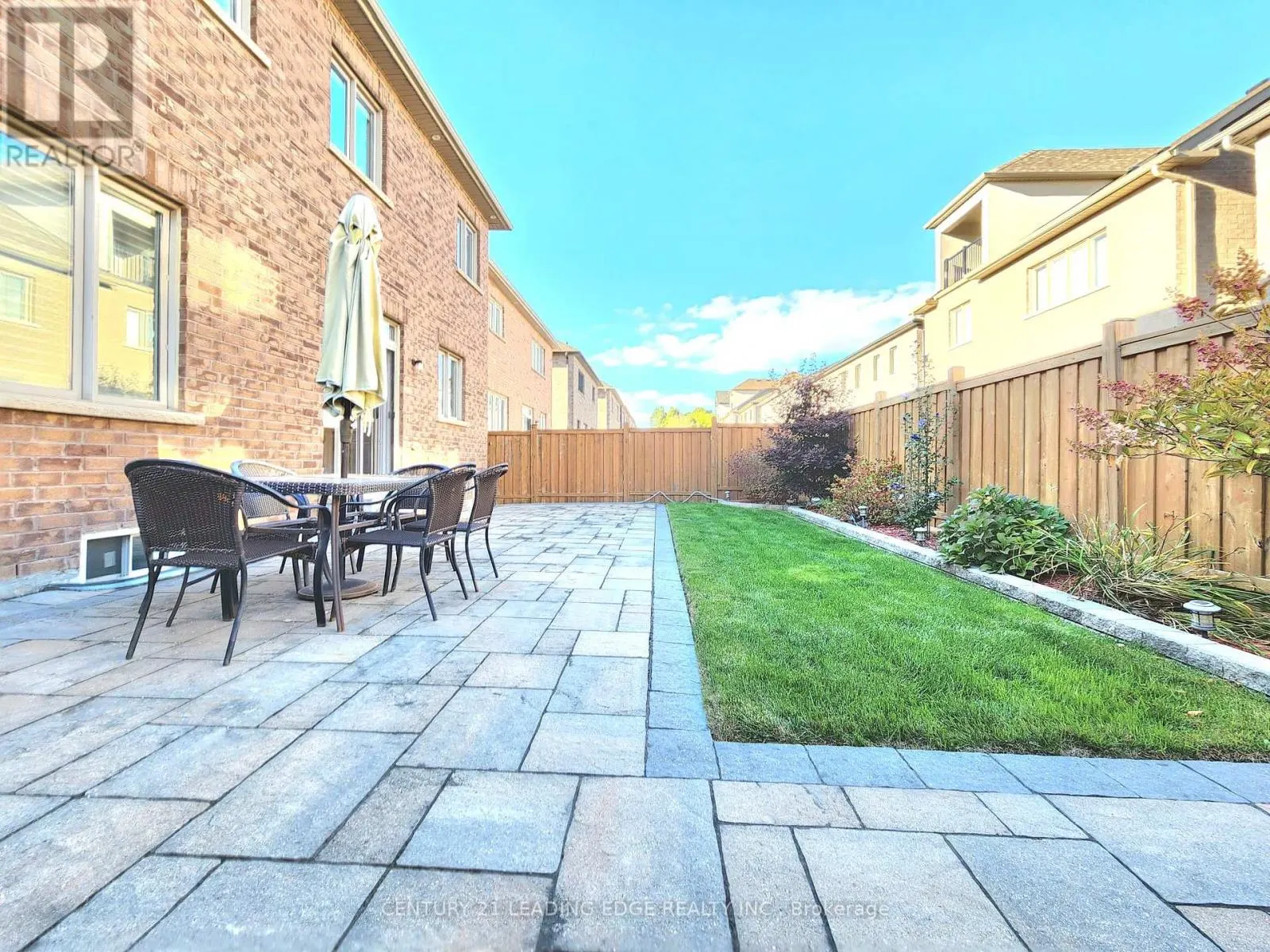 89 GREENSPIRE AVENUE