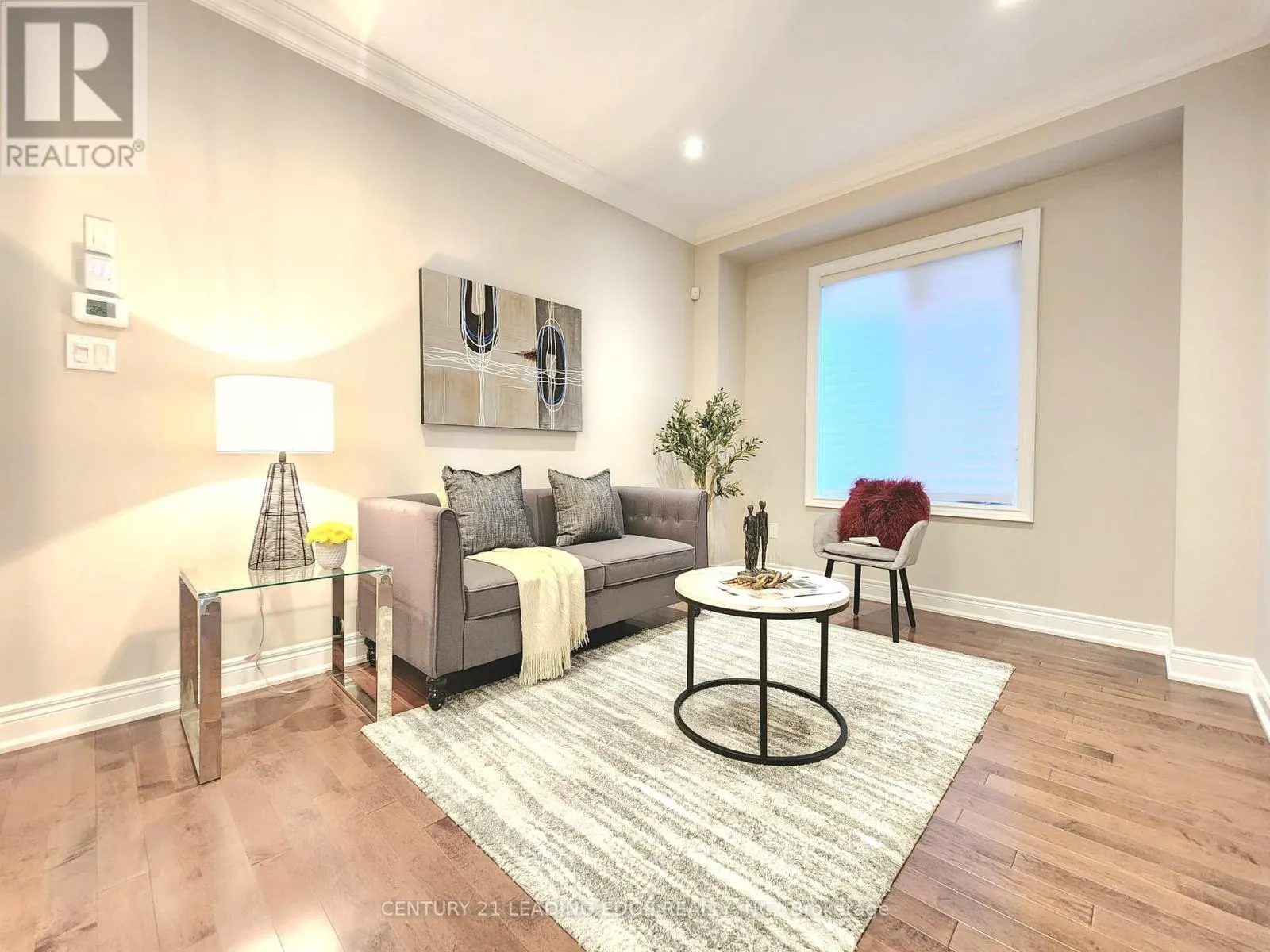 89 GREENSPIRE AVENUE