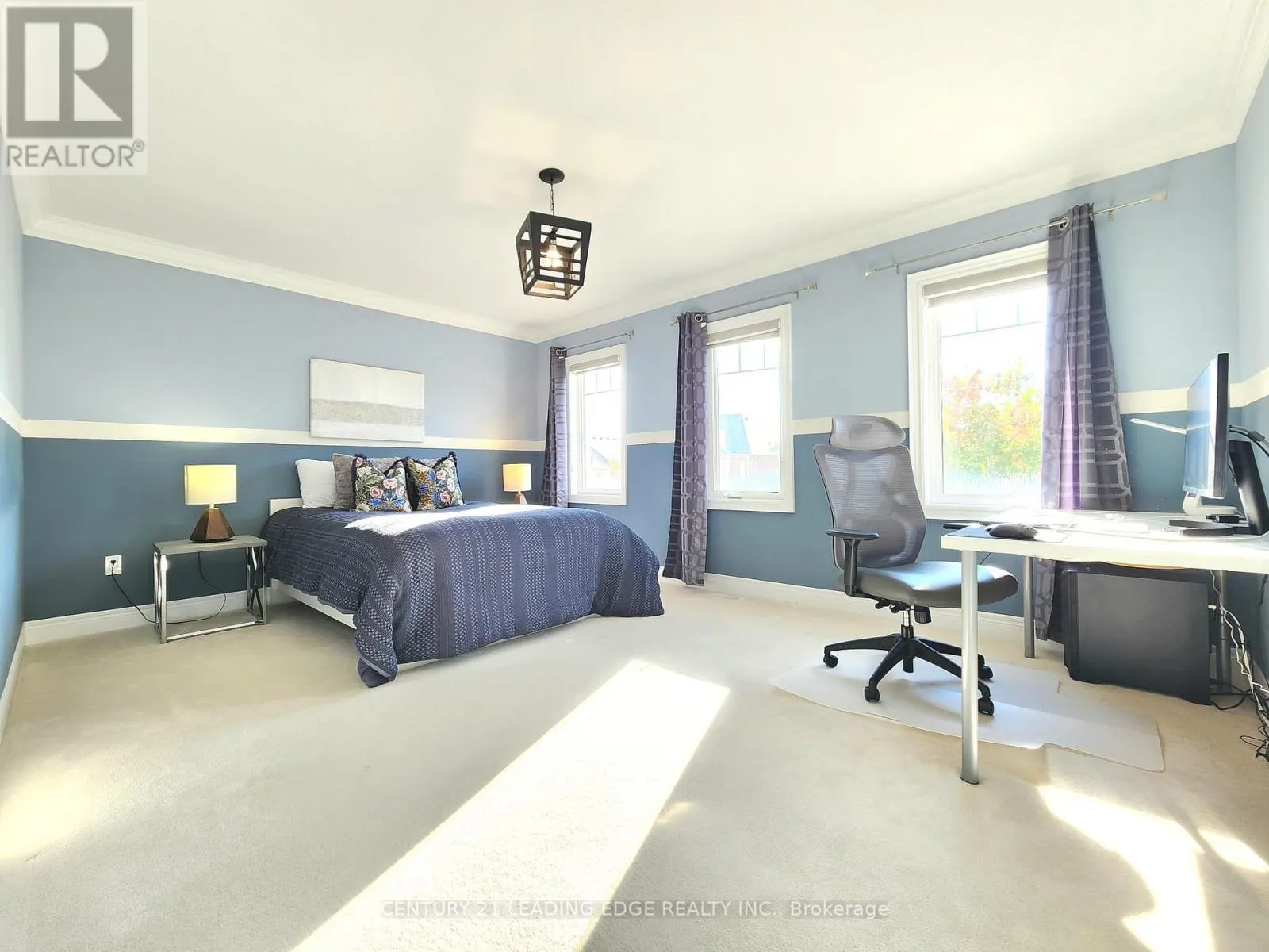 89 GREENSPIRE AVENUE