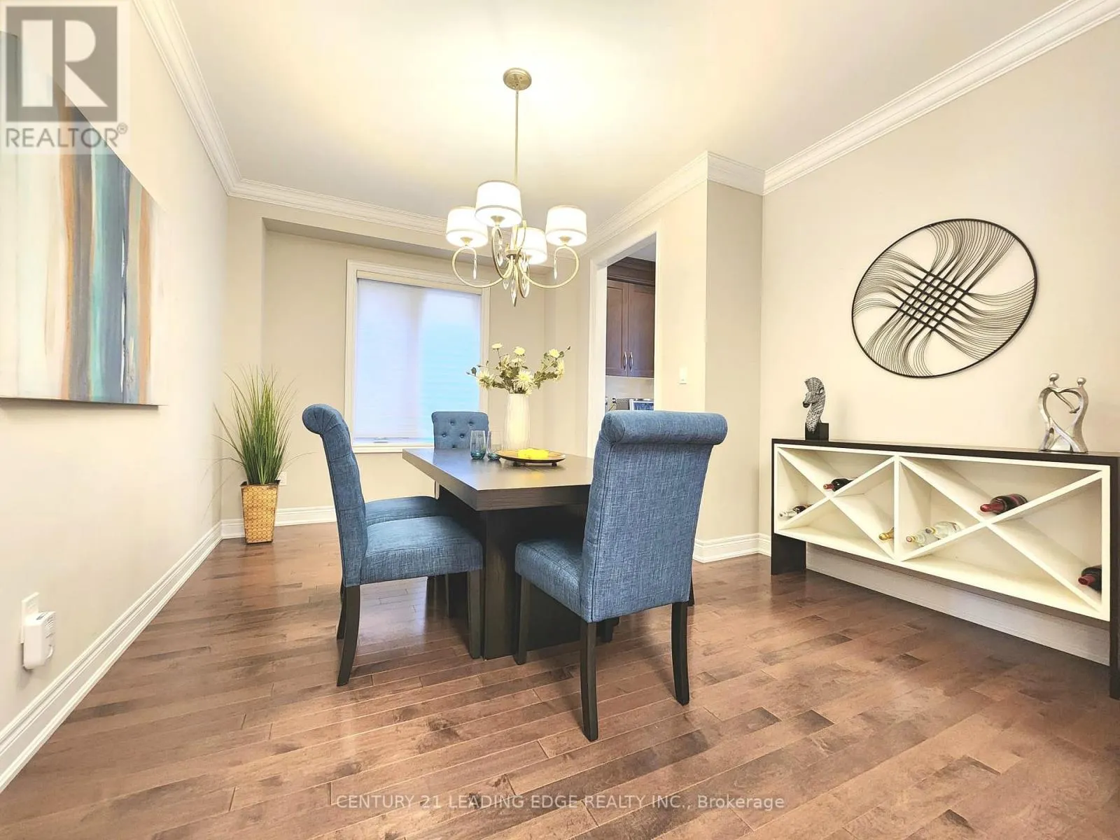 89 GREENSPIRE AVENUE