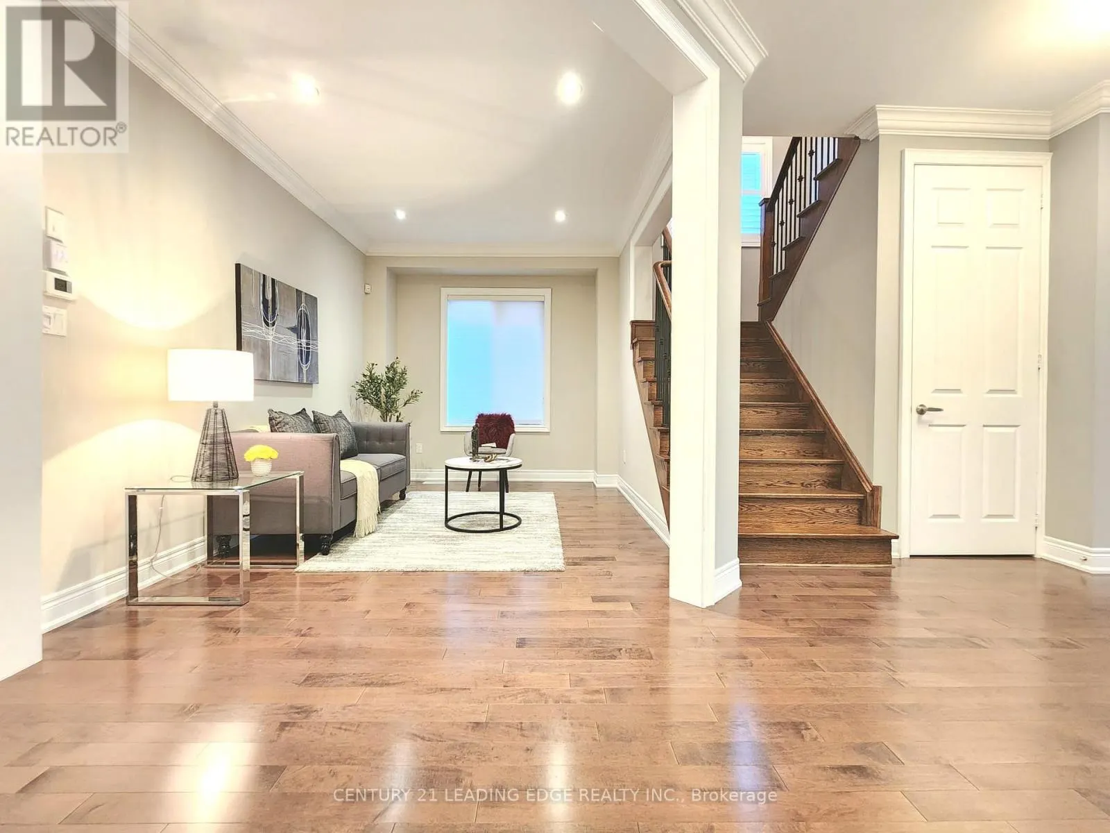 89 GREENSPIRE AVENUE