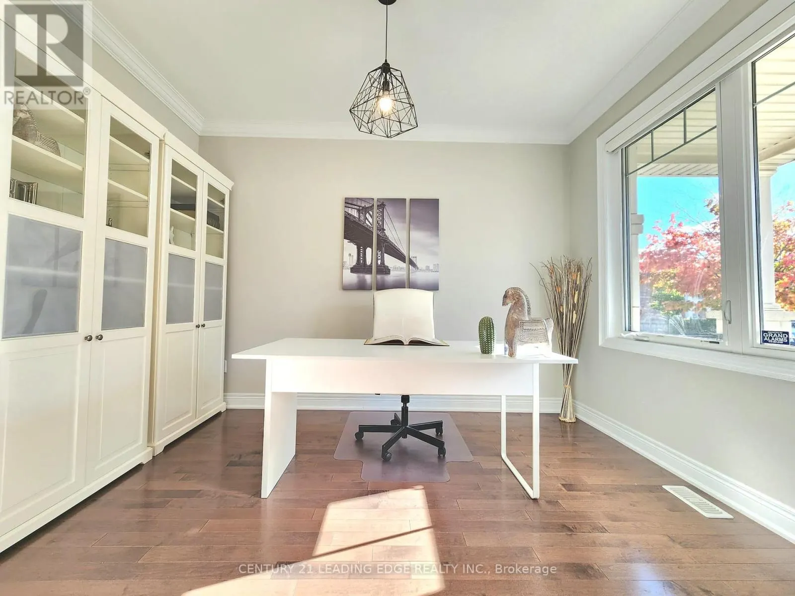 89 GREENSPIRE AVENUE