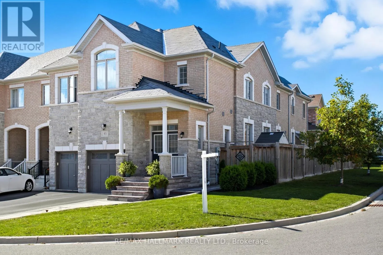 93 PORT ARTHUR CRESCENT