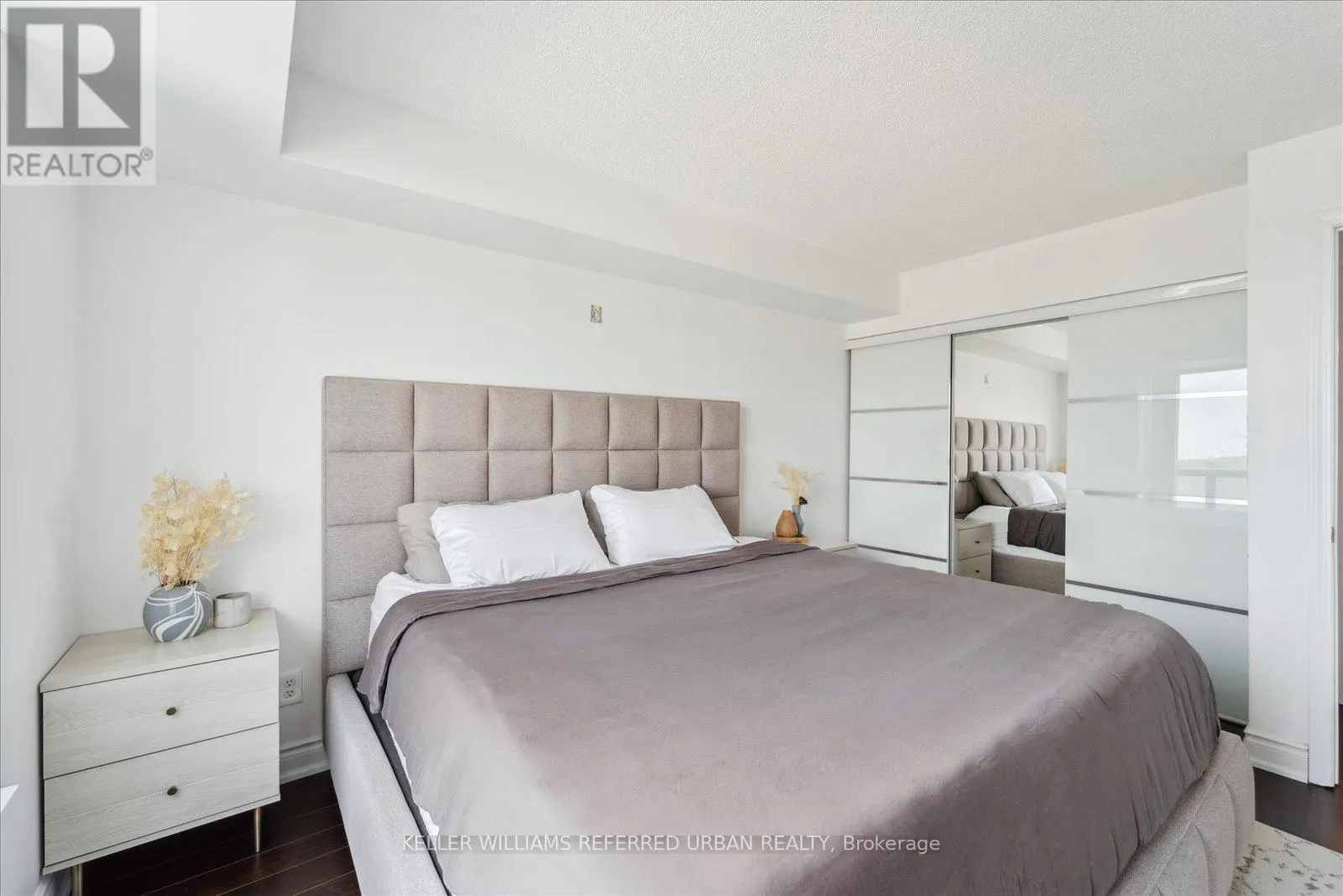 605 - 3 ELLESMERE STREET