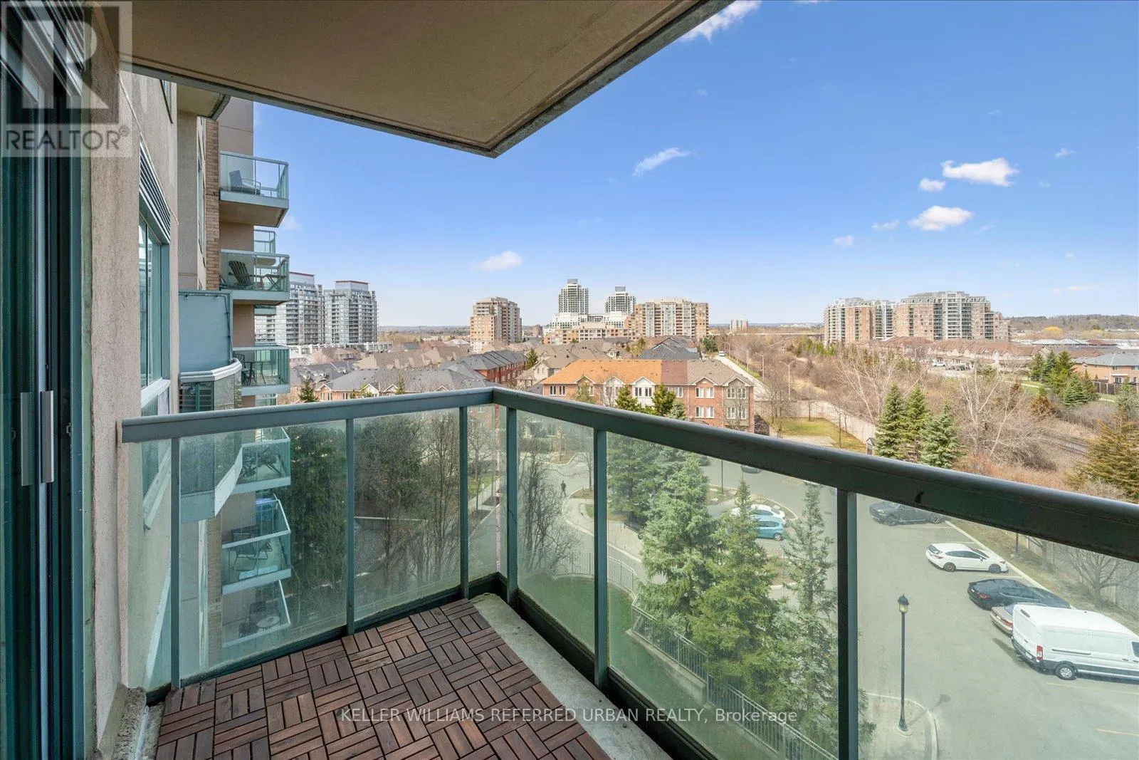 605 - 3 ELLESMERE STREET