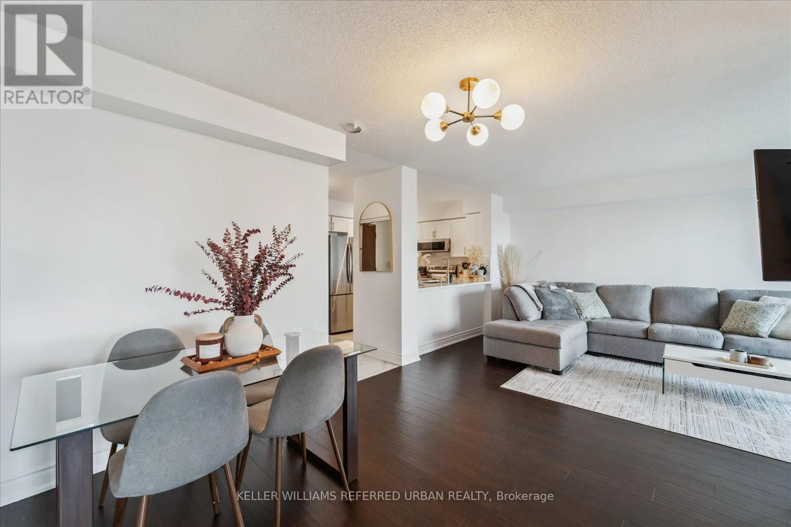 605 - 3 ELLESMERE STREET