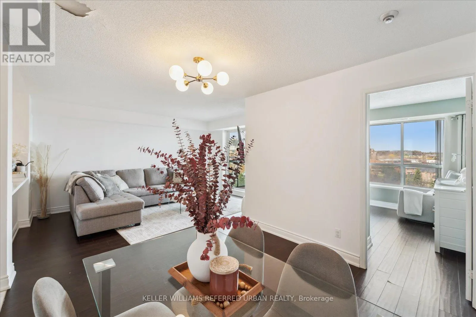 605 - 3 ELLESMERE STREET