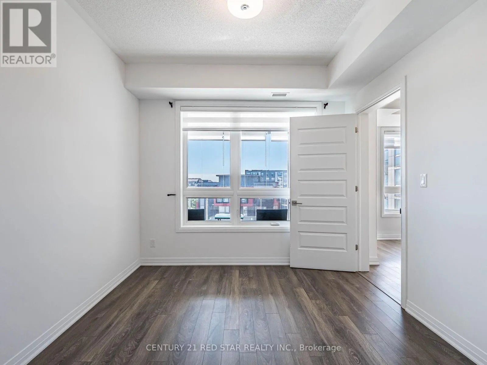 417 - 58 ADAM SELLERS STREET