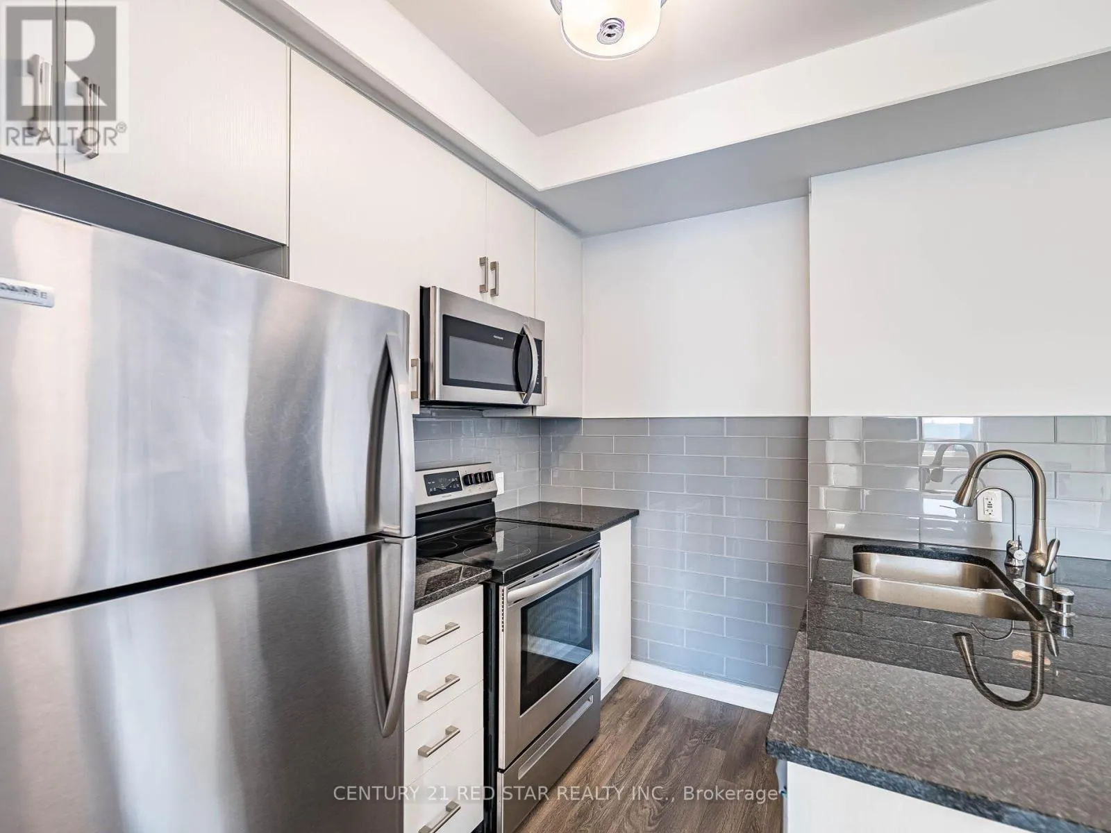 417 - 58 ADAM SELLERS STREET