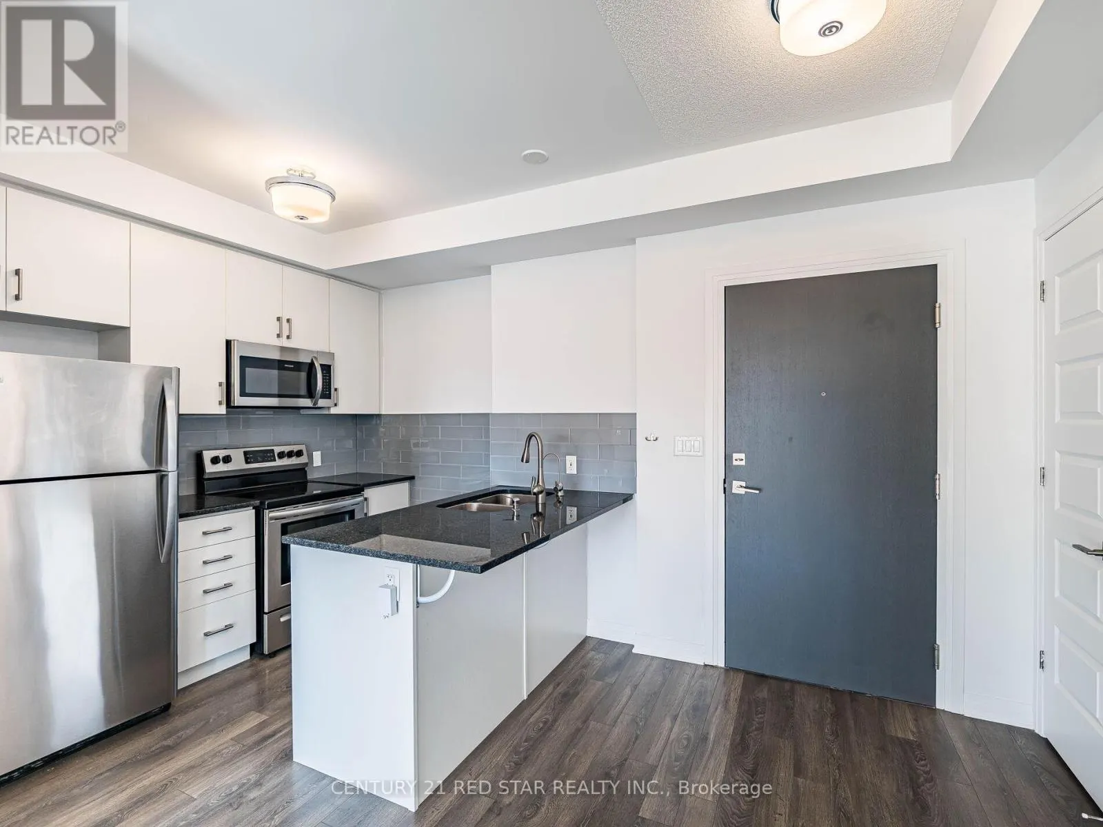 417 - 58 ADAM SELLERS STREET