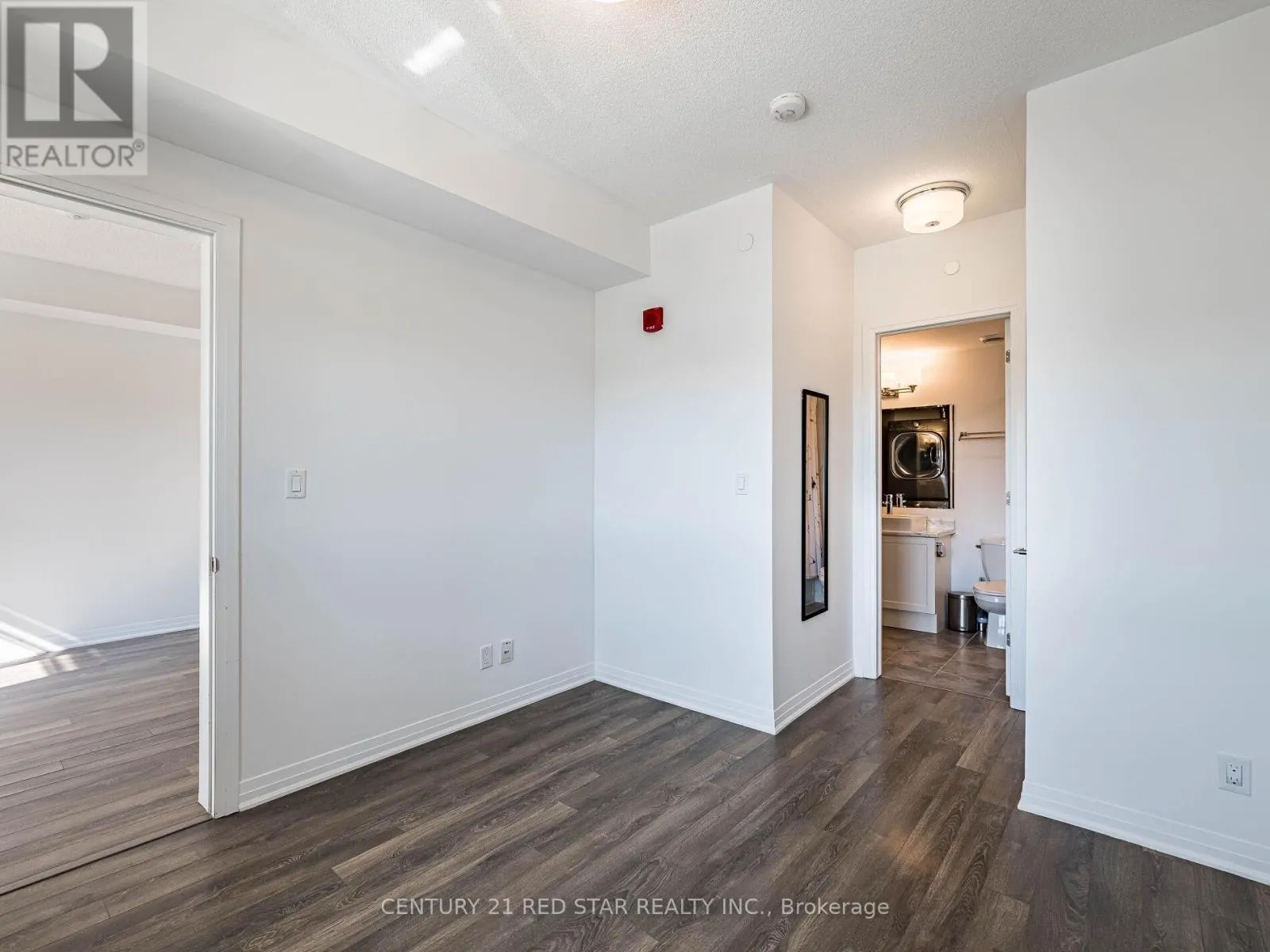 417 - 58 ADAM SELLERS STREET
