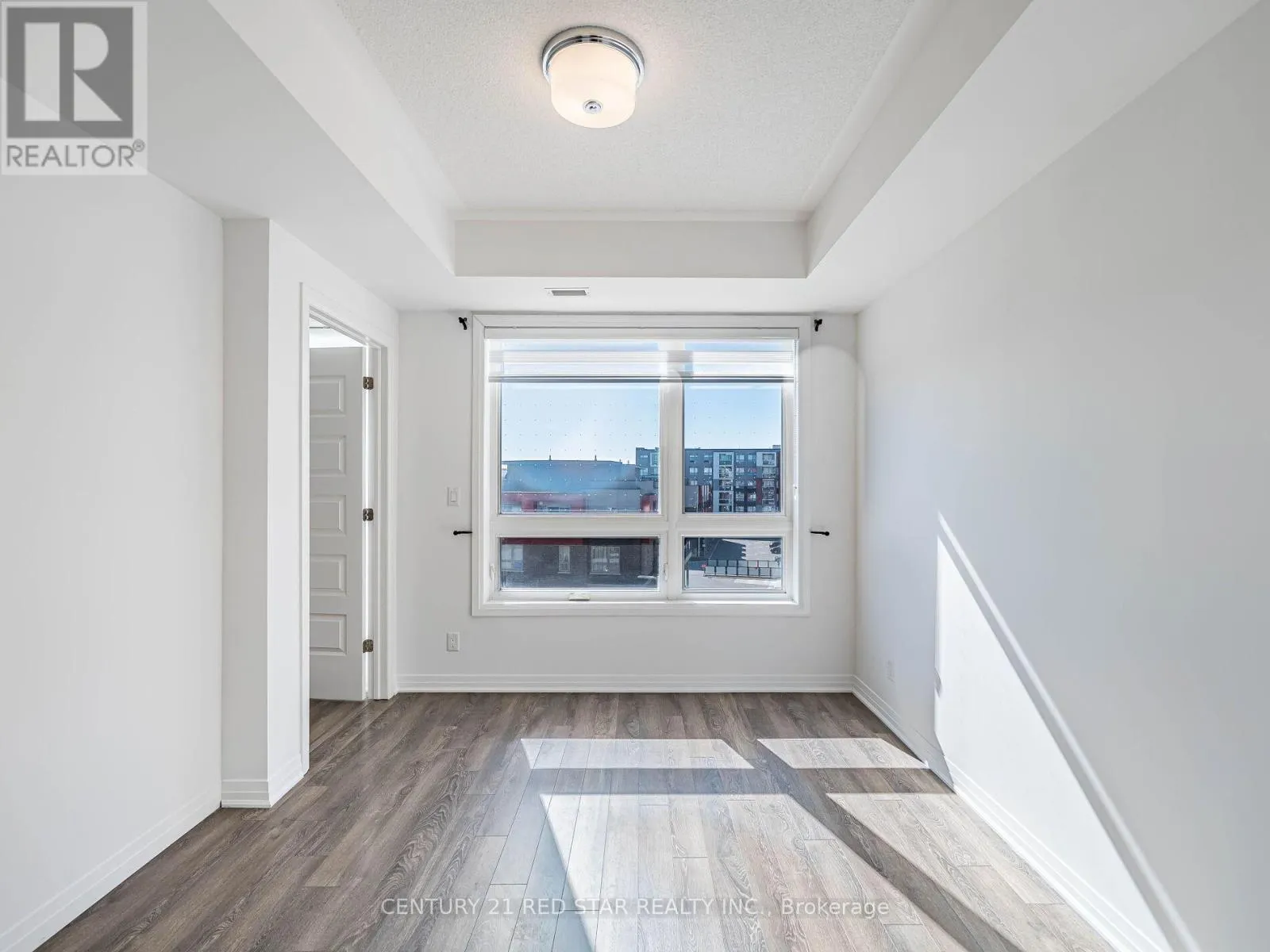 417 - 58 ADAM SELLERS STREET