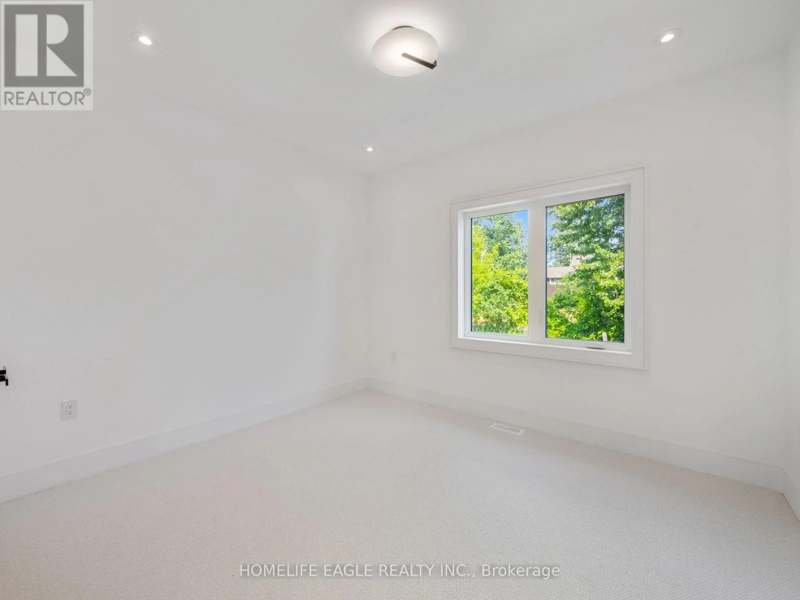 1242 KILLARNEY BEACH ROAD